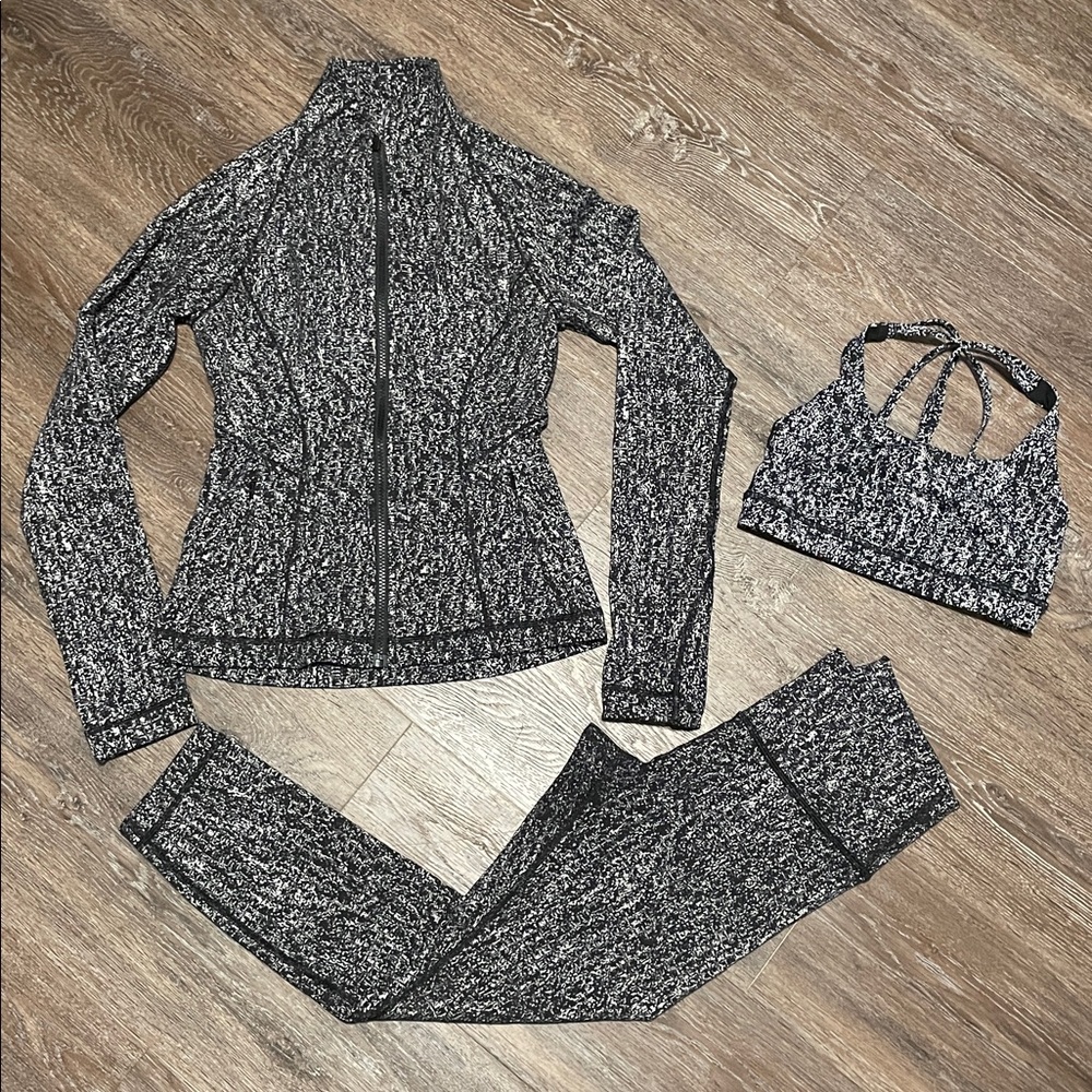 GUC Lululemon Matching 3-Items Set. Size Tops 4/Bottom 6